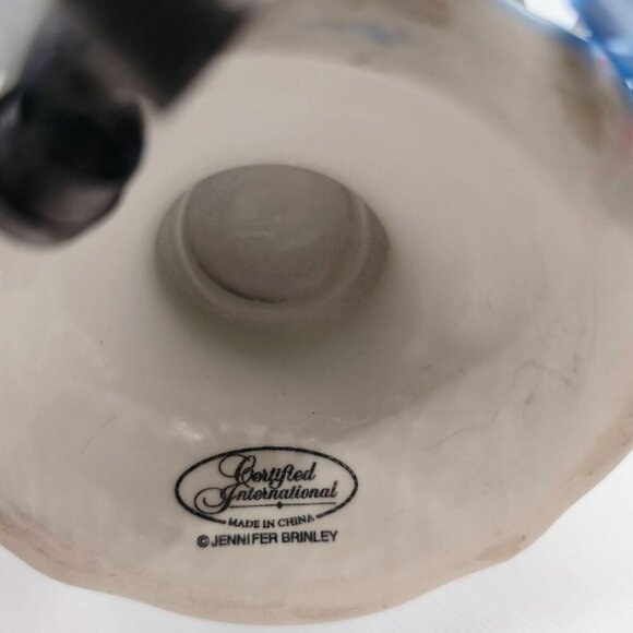 Hand-Poured Soy Candle ✦ Jennifer Brinley Shopping Girl Mug ✦ Blue Flower Topper - Picture 7 of 11